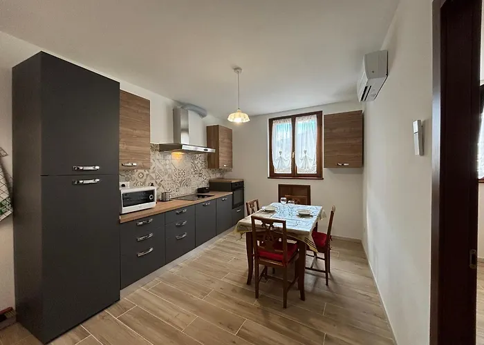 Breva E Tivano - Larihome A54 Apartamento