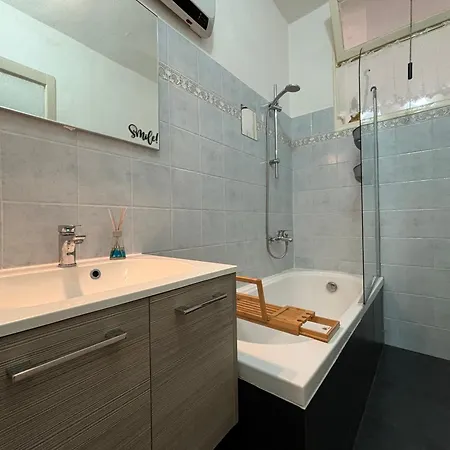 Breva E Tivano - Larihome A54 赫拉弗多纳