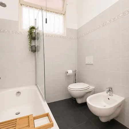 Apartamento Breva E Tivano - Larihome A54