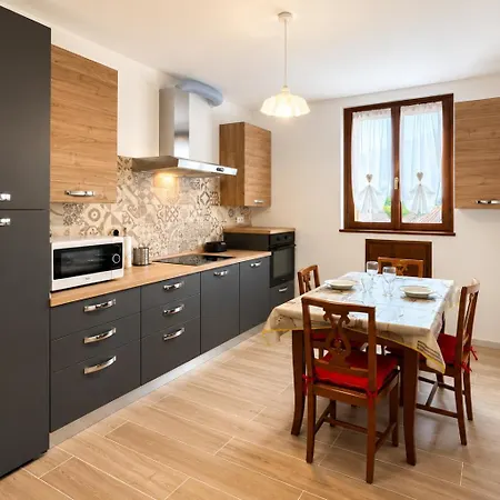 Breva E Tivano - Larihome A54 * Gravedona