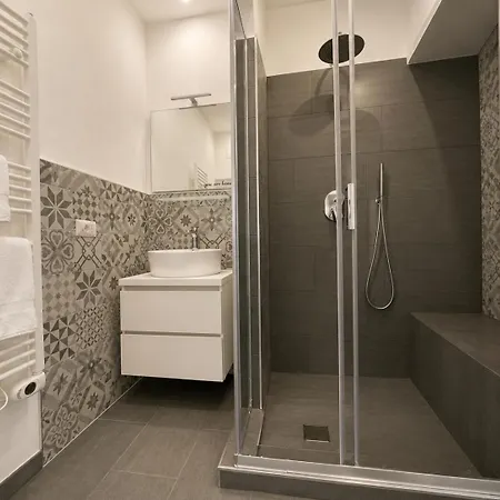 Breva E Tivano - Larihome A54 Apartamento *