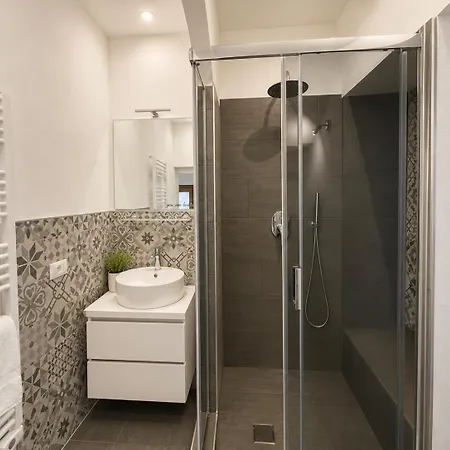 Breva E Tivano - Larihome A54 Apartamento