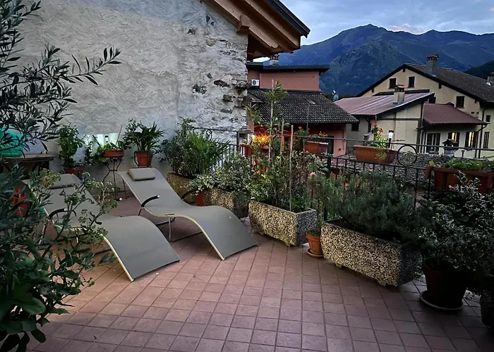 Breva E Tivano - Larihome A54 アパート